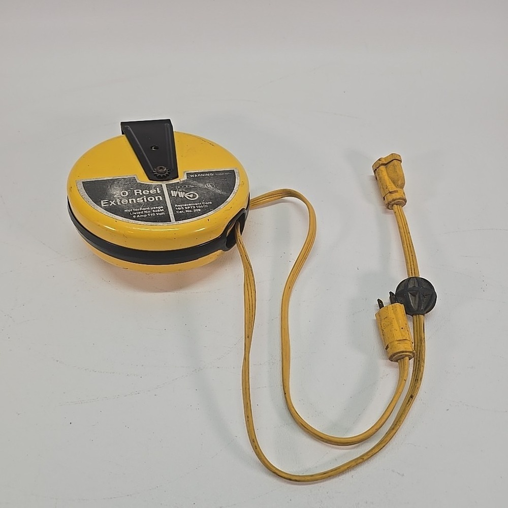 20 Ft. Retractable Cord Reel Needs Spring Reloaded Doesn't Retract. Parts Only